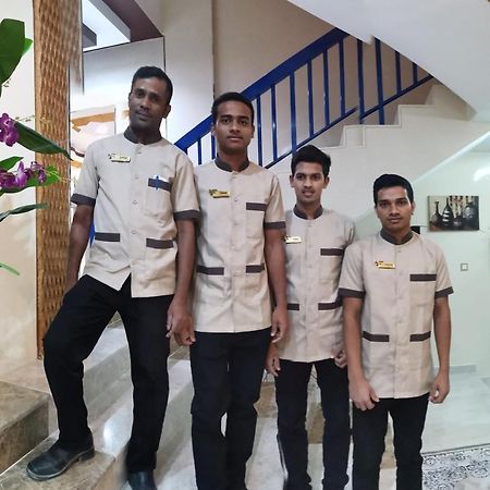 Al Aman Hotel Apartment Al Buraimi Exteriör bild