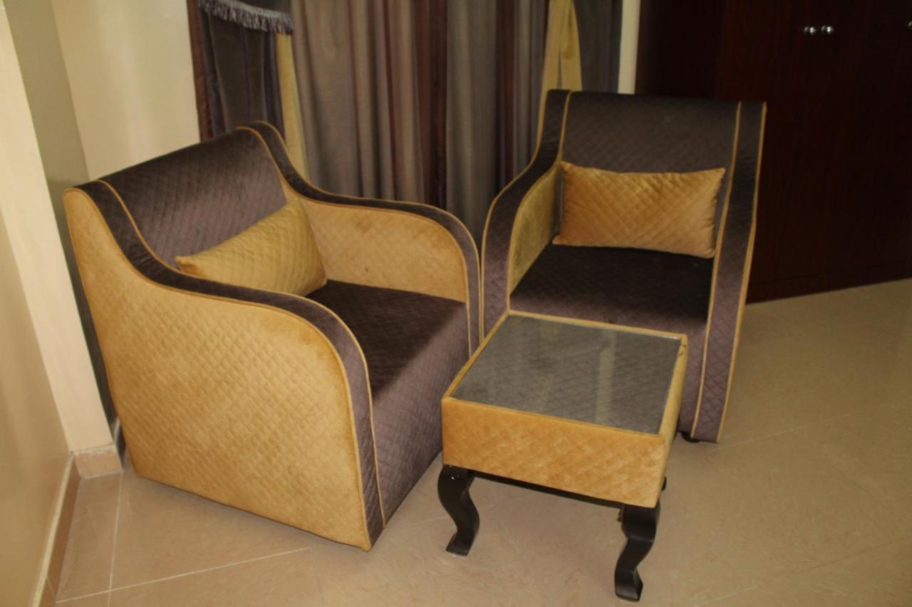 Al Aman Hotel Apartment Al Buraimi Exteriör bild