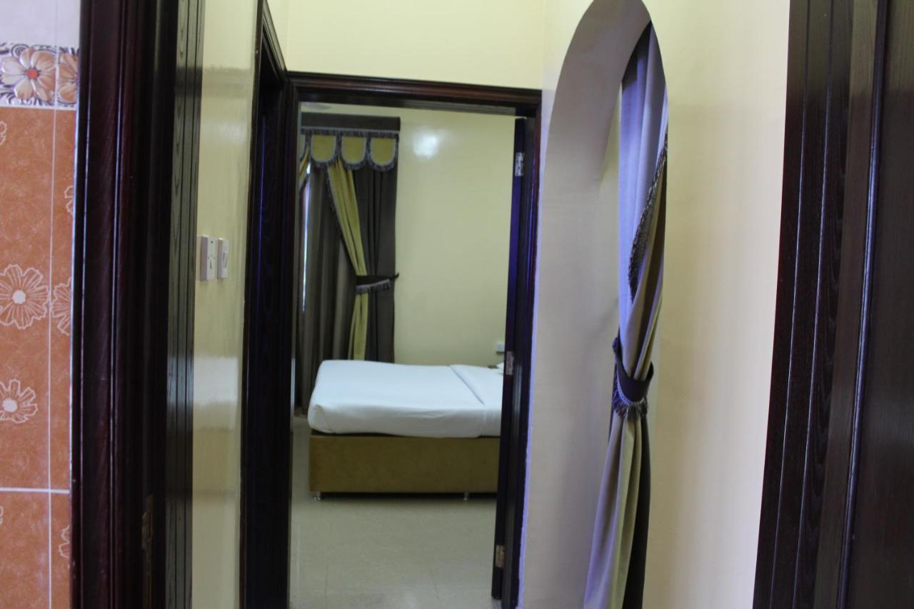 Al Aman Hotel Apartment Al Buraimi Exteriör bild